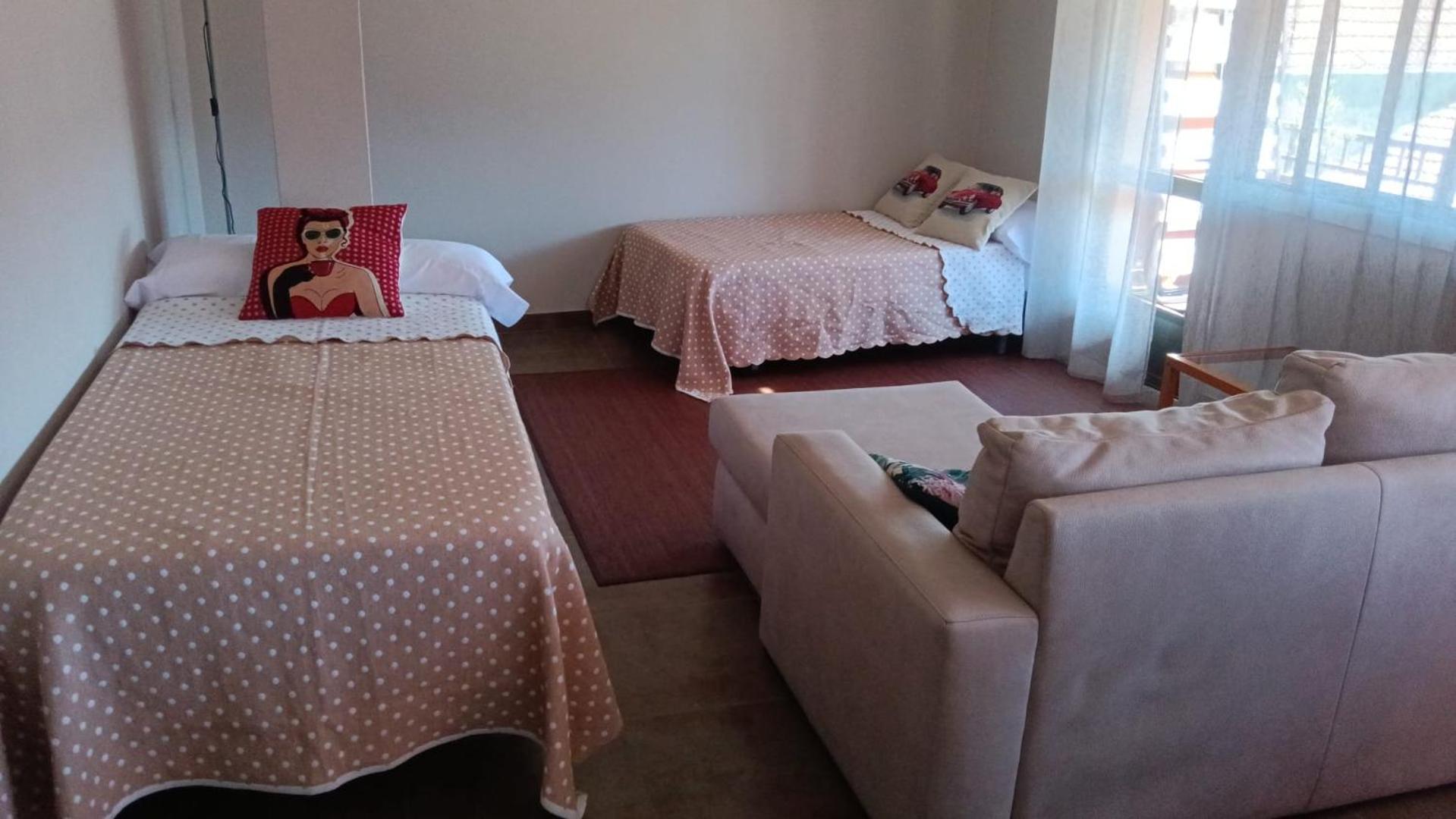 Albergue -Wifi- O Apartamento -No Wifi- Camino Santiago Porrino - En Pleno Centro - City Centre エクステリア 写真